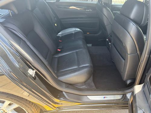 2012 BMW 750 — photo 30