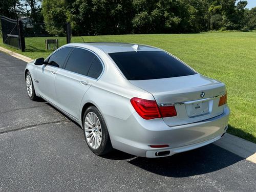 2012 BMW 750Li — photo 9
