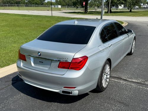 2012 BMW 750Li — photo 20