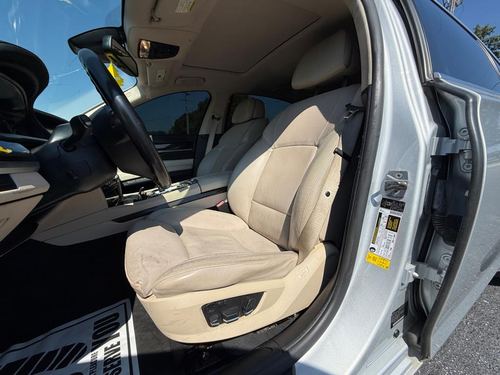 2012 BMW 750Li — photo 30
