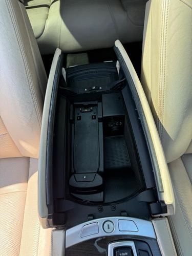 2012 BMW 750Li — photo 42