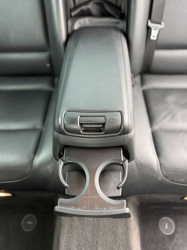 2015 BMW 750 — photo 33