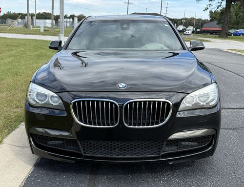 2013 BMW 740 — photo 5