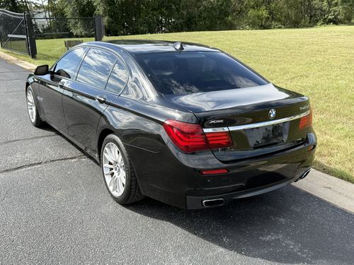 2013 BMW 740 — photo 10