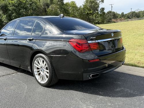 2013 BMW 740 — photo 11