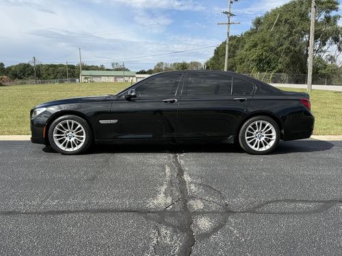 2013 BMW 740 — photo 15