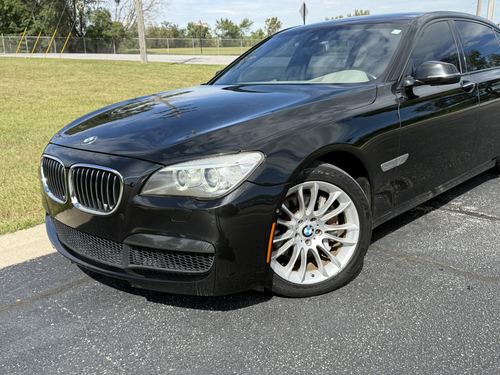 2013 BMW 740 — photo 17