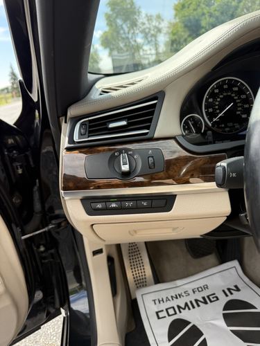 2013 BMW 740 — photo 25