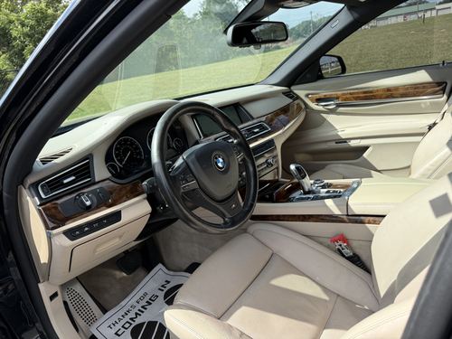 2013 BMW 740 — photo 26