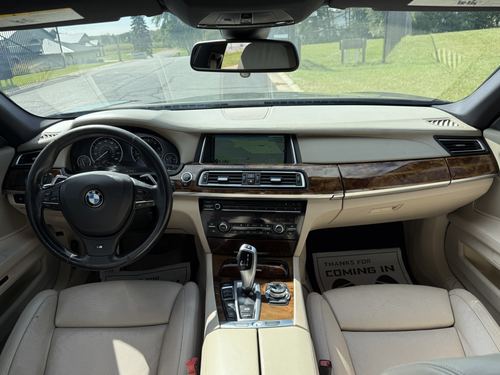 2013 BMW 740 — photo 32