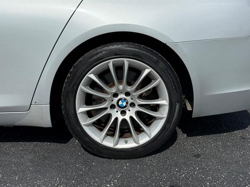 2013 BMW 750Li — photo 9
