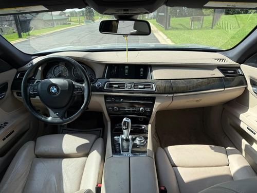 2013 BMW 750Li — photo 28