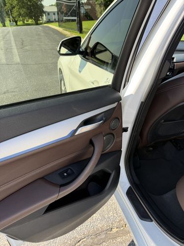 2016 BMW X1 xDrive 28i — photo 40