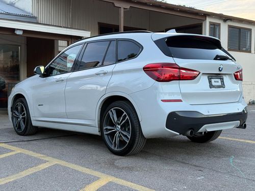 2016 BMW X1 — photo 8