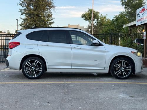 2016 BMW X1 — photo 13
