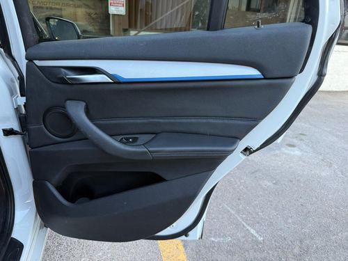 2016 BMW X1 — photo 24