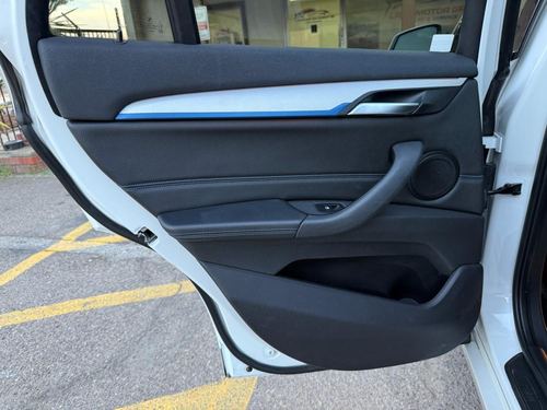 2016 BMW X1 — photo 38