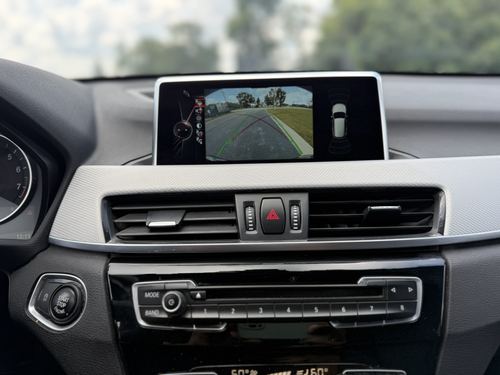 2017 BMW X1 — photo 2
