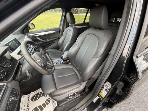2017 BMW X1 — photo 6