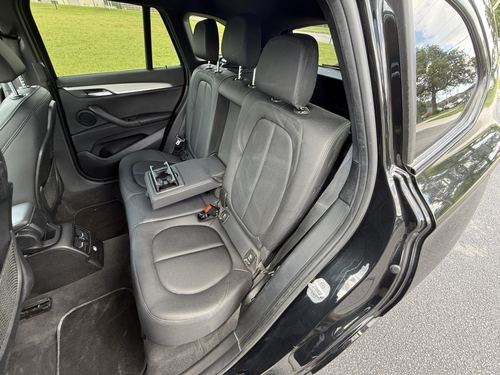 2017 BMW X1 — photo 16