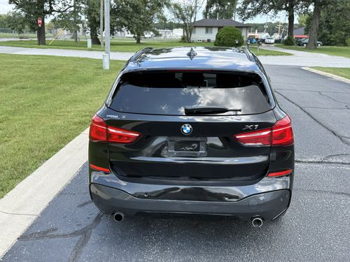 2017 BMW X1 — photo 27
