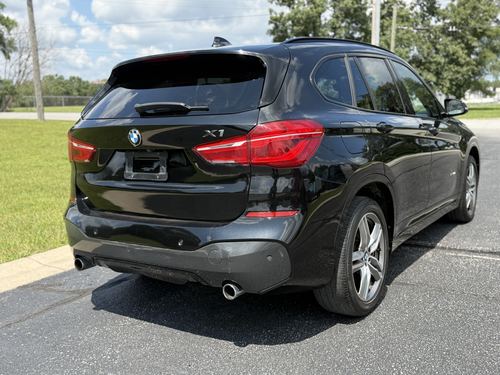 2017 BMW X1 — photo 32