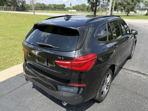 2017 BMW X1 — photo 33