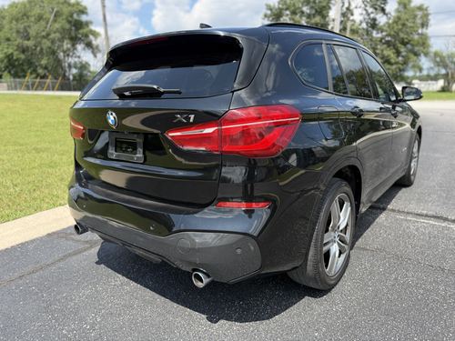 2017 BMW X1 — photo 34
