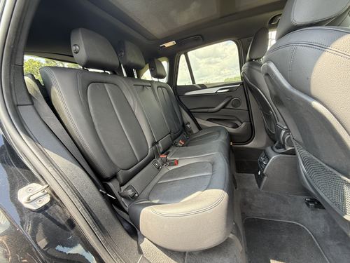 2017 BMW X1 — photo 38