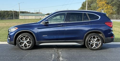 2016 BMW X1 — photo 10
