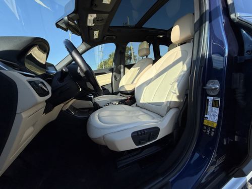 2016 BMW X1 — photo 16