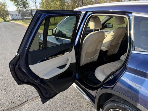 2016 BMW X1 — photo 28