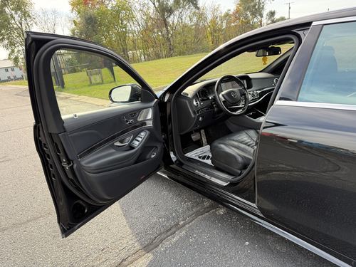 2015 Mercedes S550 — photo 28