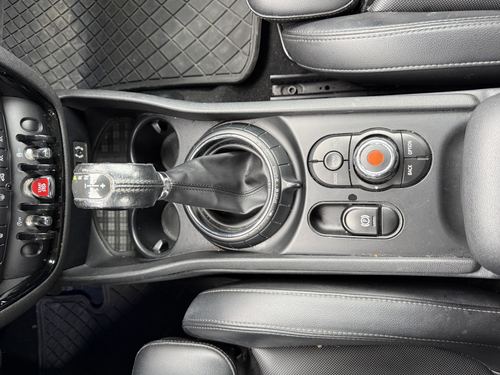 2017 Mini Cooper S Cooper S ALL4 — photo 23