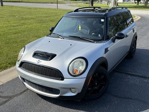2010 Mini Clubman S — photo 17