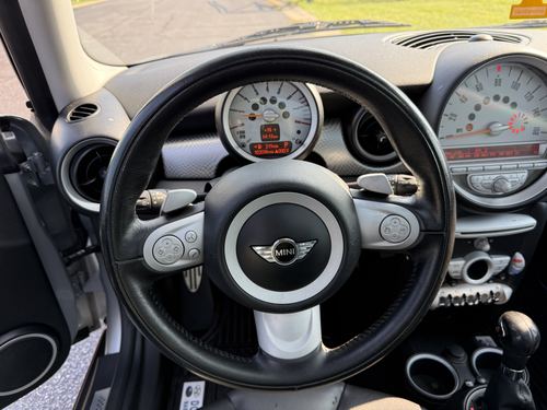 2010 Mini Clubman S — photo 25