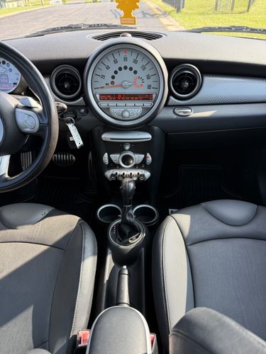 2010 Mini Clubman S — photo 33