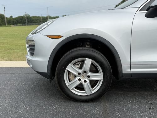 2011 Porsche Cayenne — photo 8