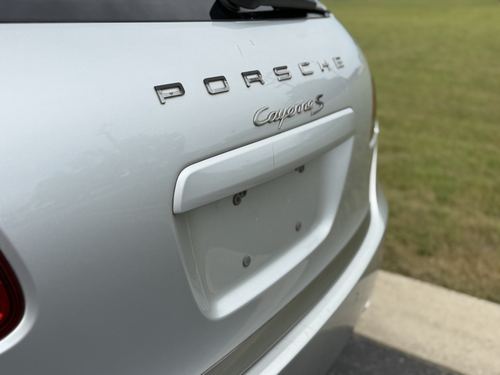 2011 Porsche Cayenne — photo 10