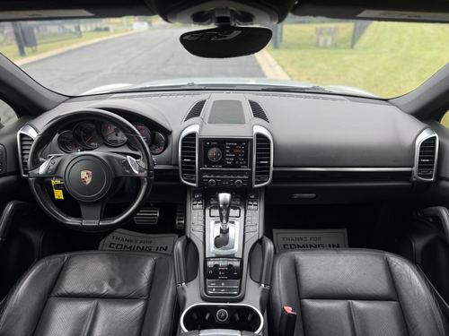 2011 Porsche Cayenne — photo 33