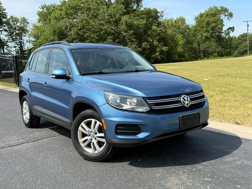 2017 VW Tiguan S, Limited — photo 3