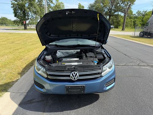 2017 VW Tiguan S, Limited — photo 6