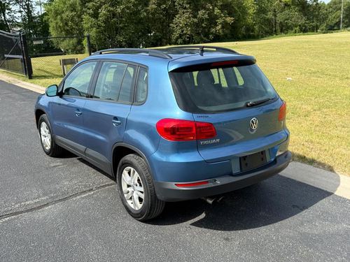 2017 VW Tiguan S, Limited — photo 11