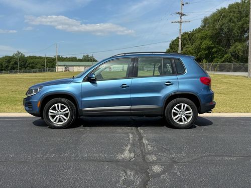 2017 VW Tiguan S, Limited — photo 12