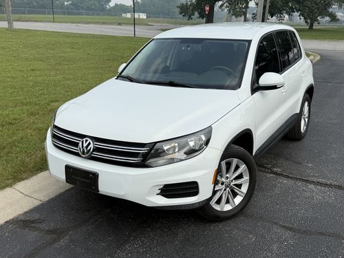 2017 VW Tiguan — photo 15