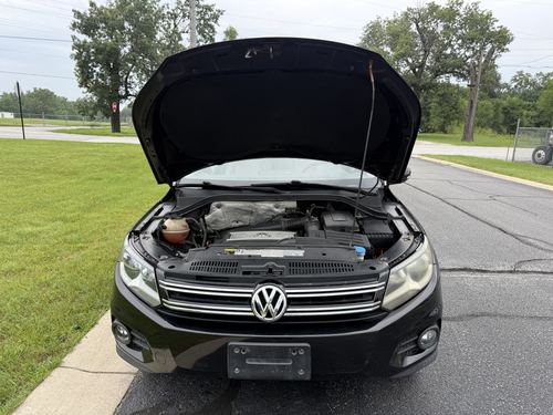 2013 VW Tiguan — photo 14