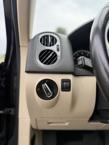 2013 VW Tiguan — photo 35