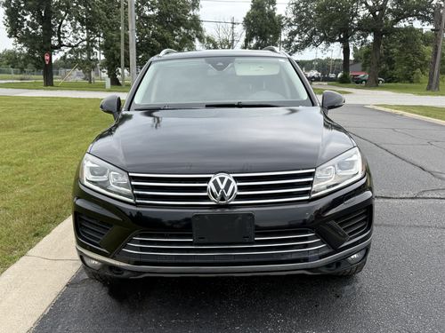 2016 VW Touareg — photo 6