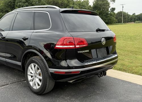 2016 VW Touareg — photo 9