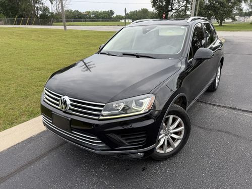 2016 VW Touareg — photo 17